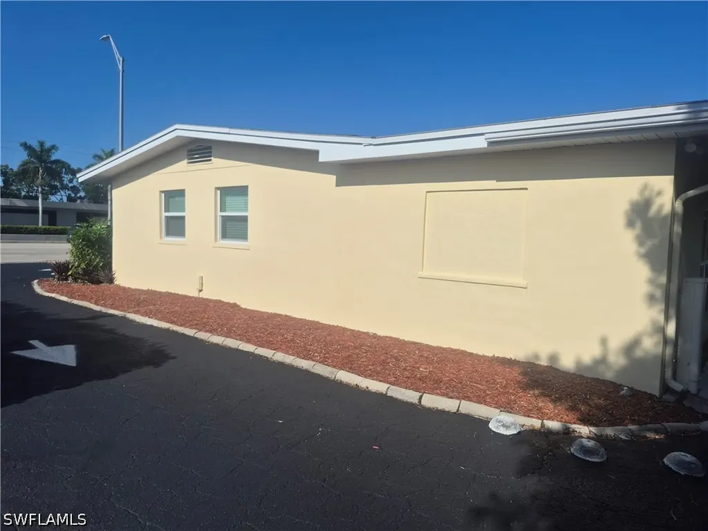 1625 Colonial Boulevard Fort Myers FL 33907