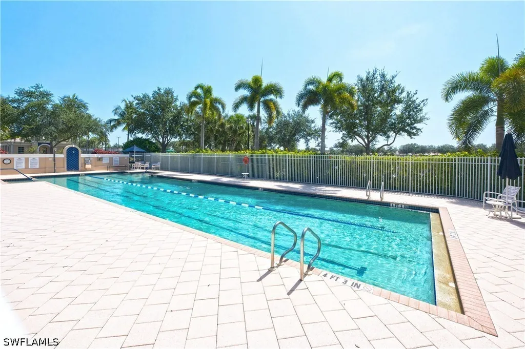 8090 Chianti Lane Naples FL 34114