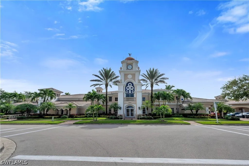 8090 Chianti Lane Naples FL 34114