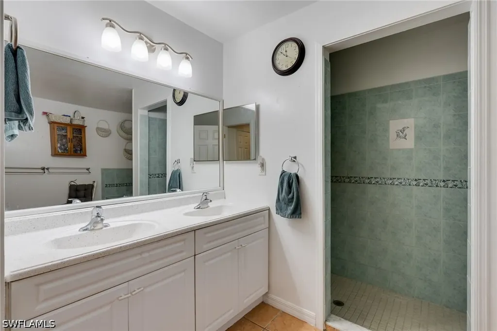 4105 NE 20th Place Cape Coral FL 33909