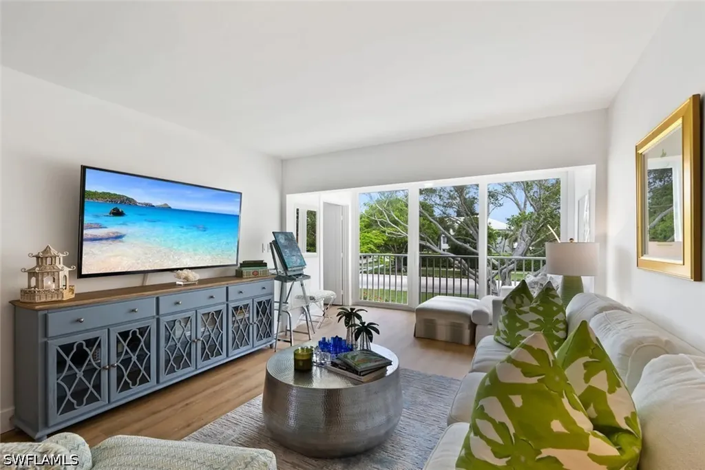 410 Broad Avenue S Naples FL 34102