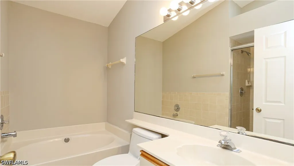 402 Emerald Bay Circle Naples FL 34110