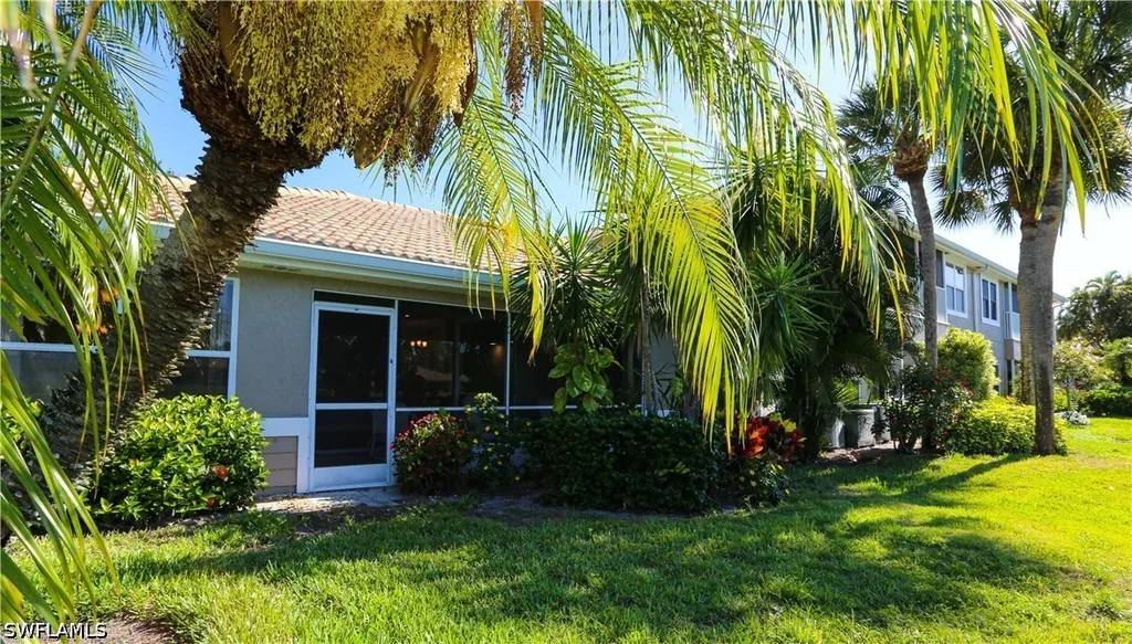 402 Emerald Bay Circle Naples FL 34110