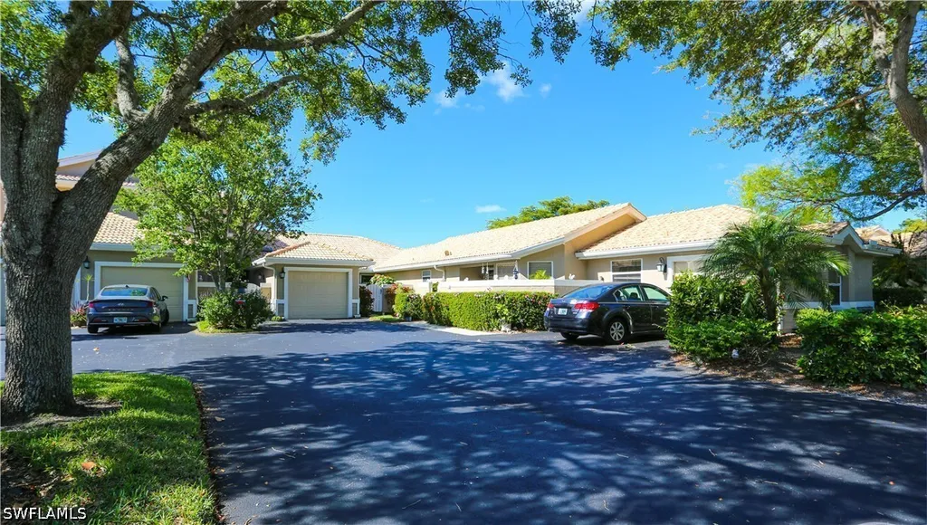 402 Emerald Bay Circle Naples FL 34110