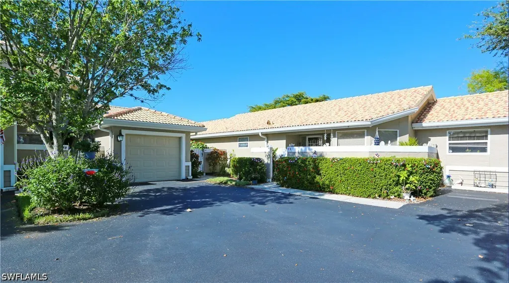 402 Emerald Bay Circle Naples FL 34110
