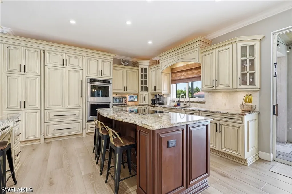 308 Wentworth Court Naples FL 34104