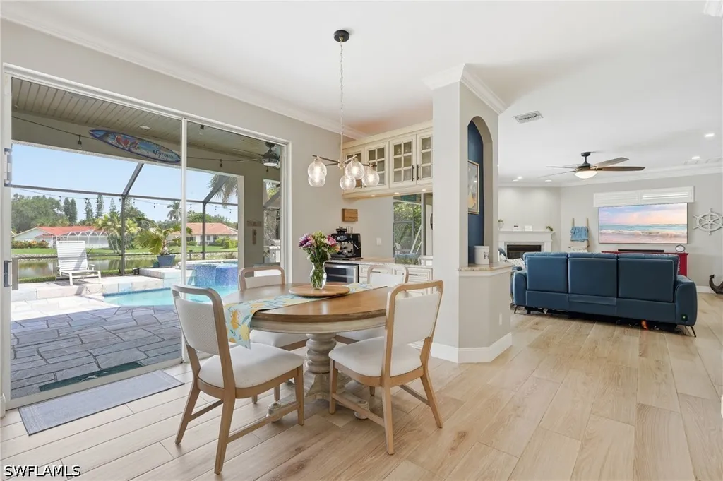 308 Wentworth Court Naples FL 34104