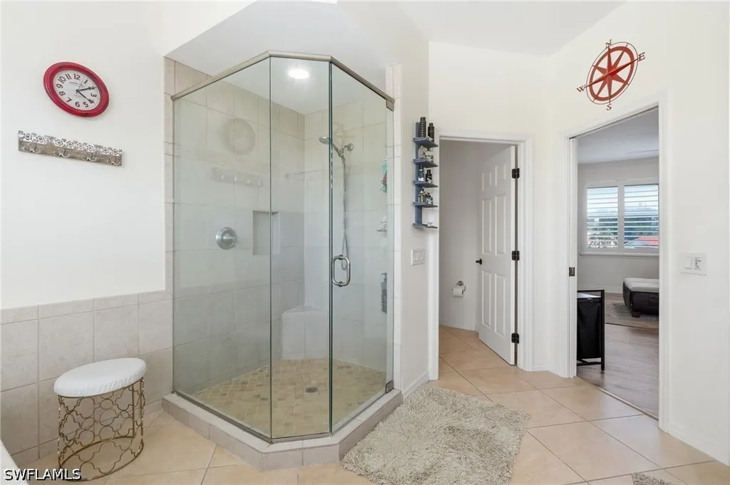 308 Wentworth Court Naples FL 34104