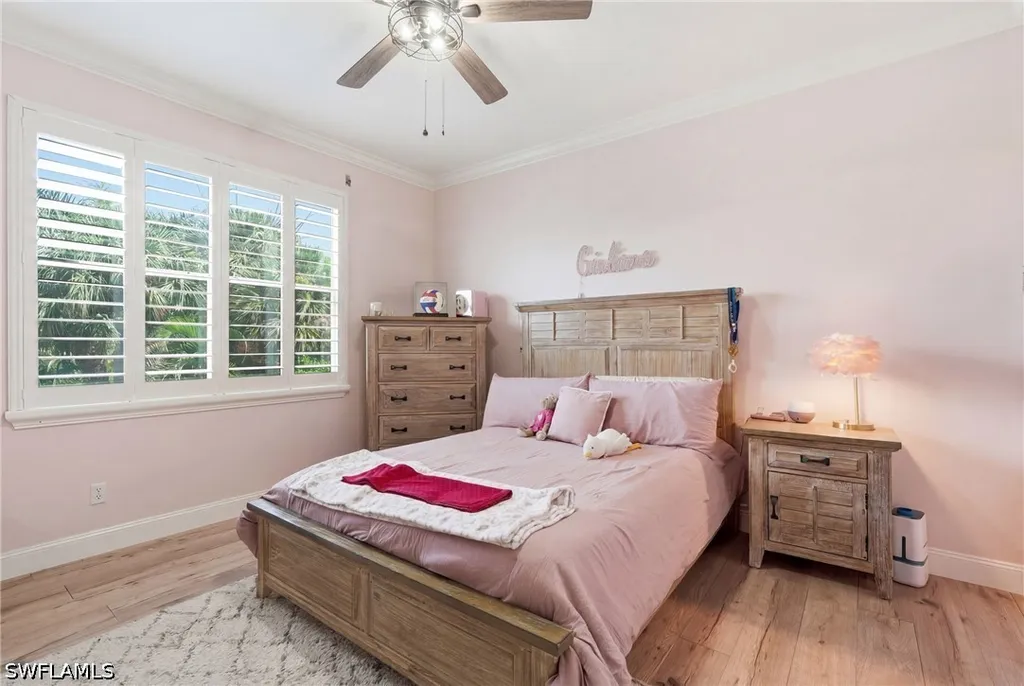 308 Wentworth Court Naples FL 34104