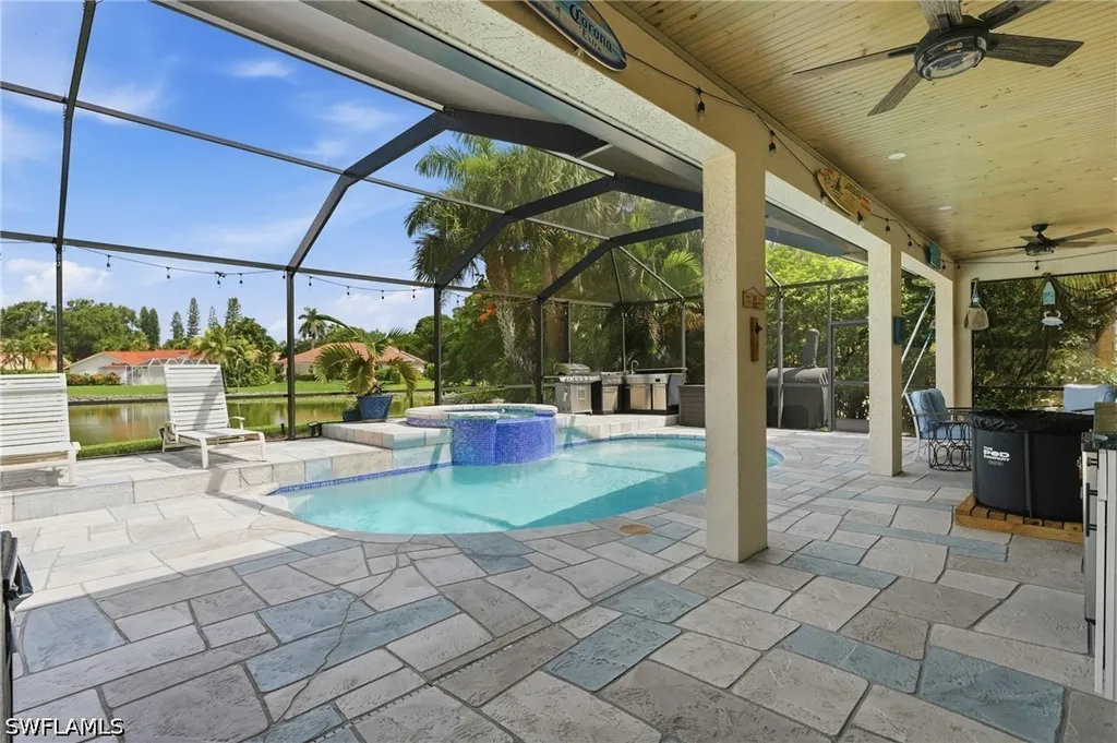 308 Wentworth Court Naples FL 34104