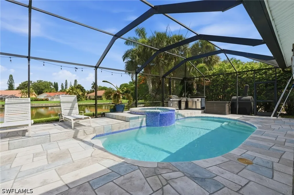 308 Wentworth Court Naples FL 34104