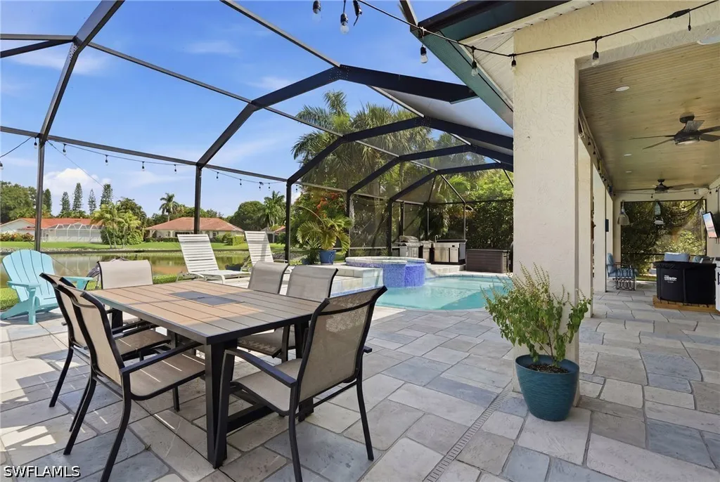 308 Wentworth Court Naples FL 34104