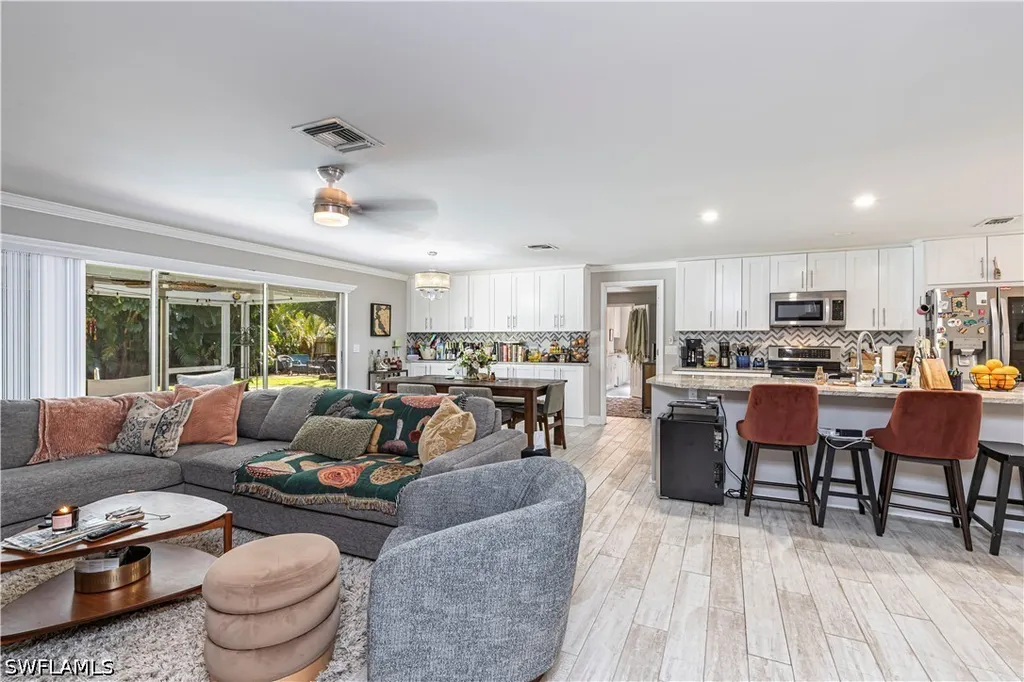 117 Big Springs Drive Naples FL 34113