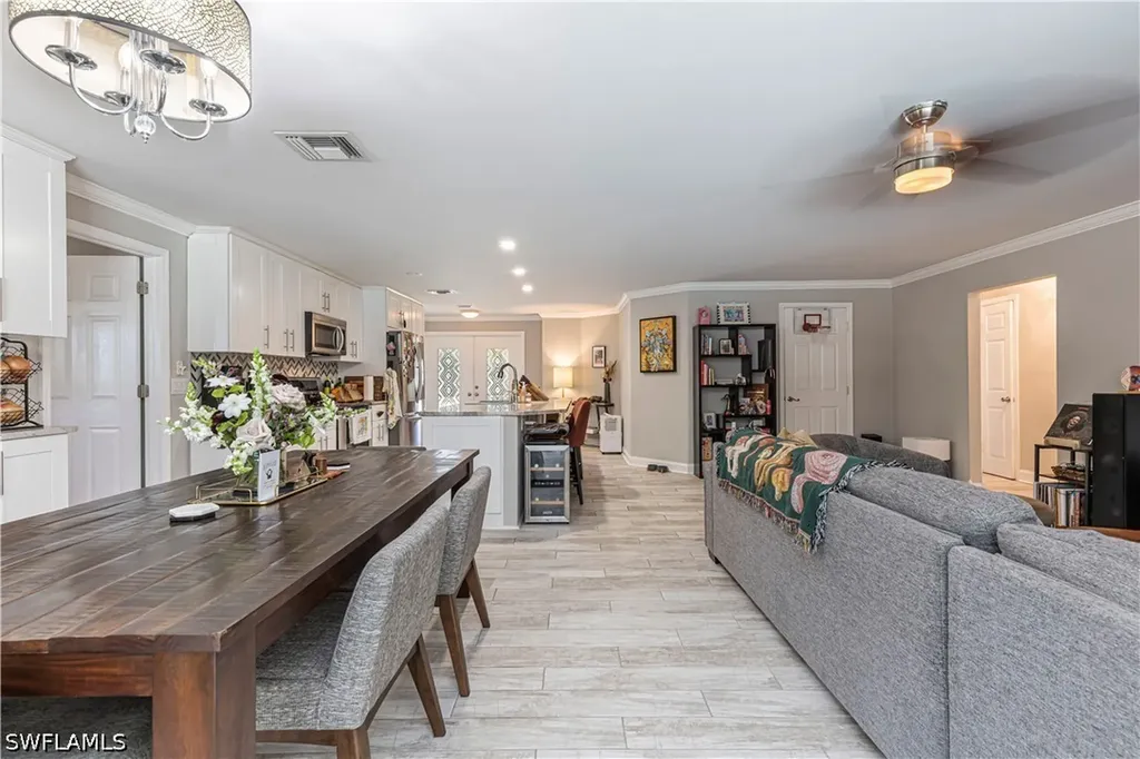 117 Big Springs Drive Naples FL 34113