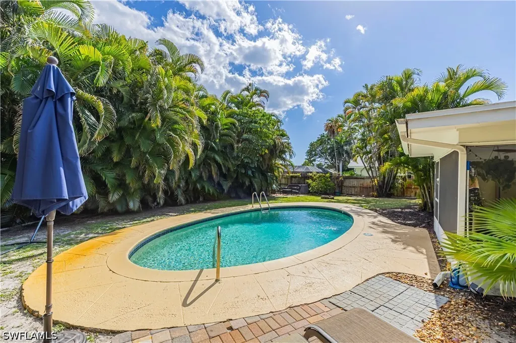 117 Big Springs Drive Naples FL 34113