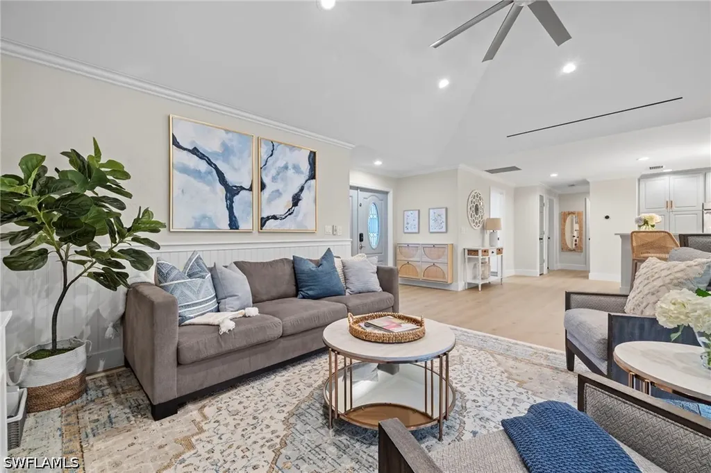 765 High Pines Drive Naples FL 34103