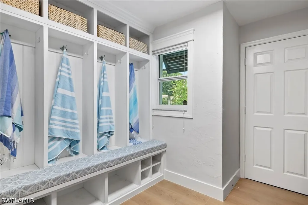 765 High Pines Drive Naples FL 34103
