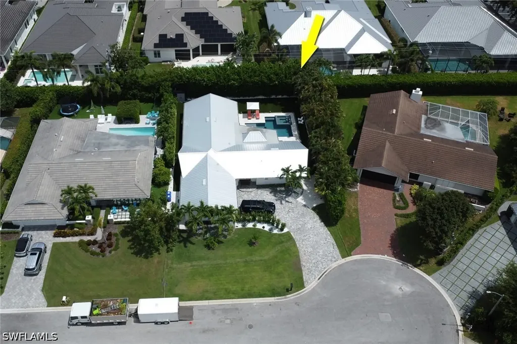 765 High Pines Drive Naples FL 34103