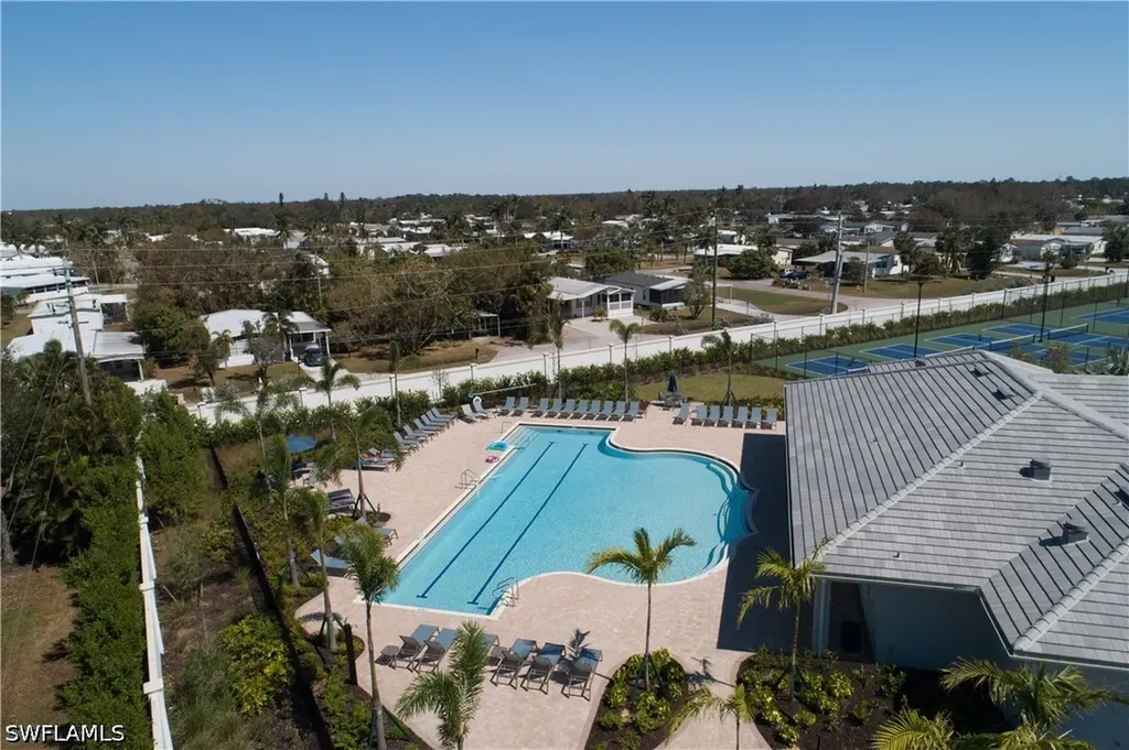 1093 Tranquil Brook Drive Naples FL 34114