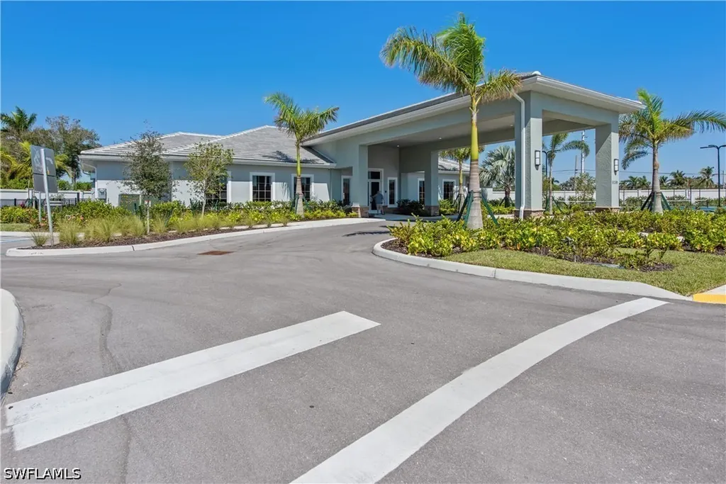 1093 Tranquil Brook Drive Naples FL 34114