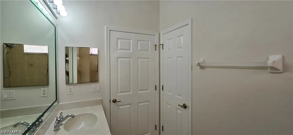 7856 Founders Circle Naples FL 34104
