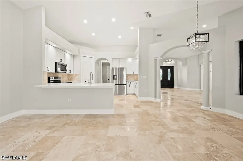 506 NW 32nd Place Cape Coral FL 33993