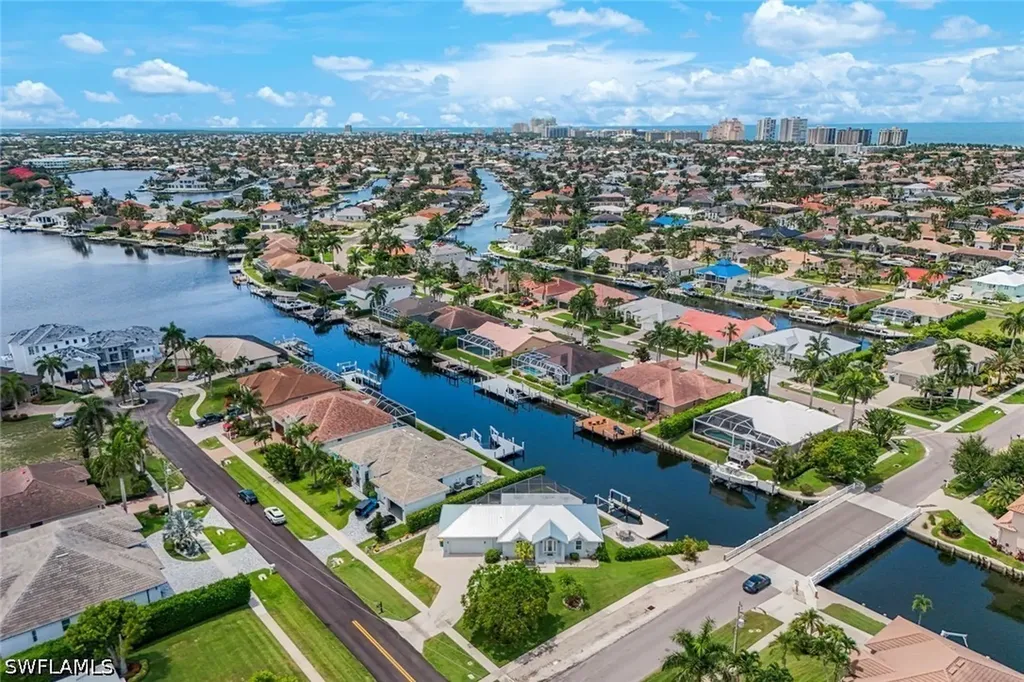 398 Wales Court Marco Island FL 34145