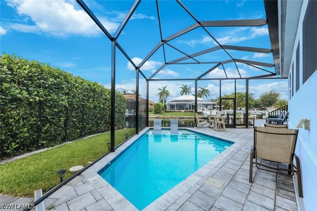398 Wales Court Marco Island FL 34145