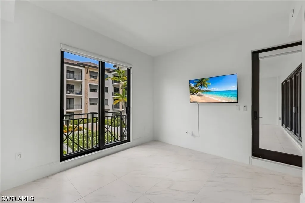 1135 3rd Avenue S Naples FL 34102