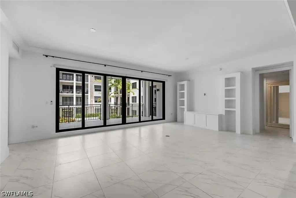 1135 3rd Avenue S Naples FL 34102