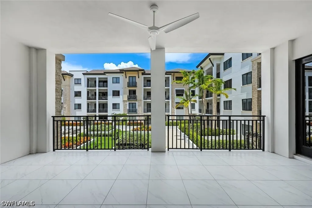 1135 3rd Avenue S Naples FL 34102