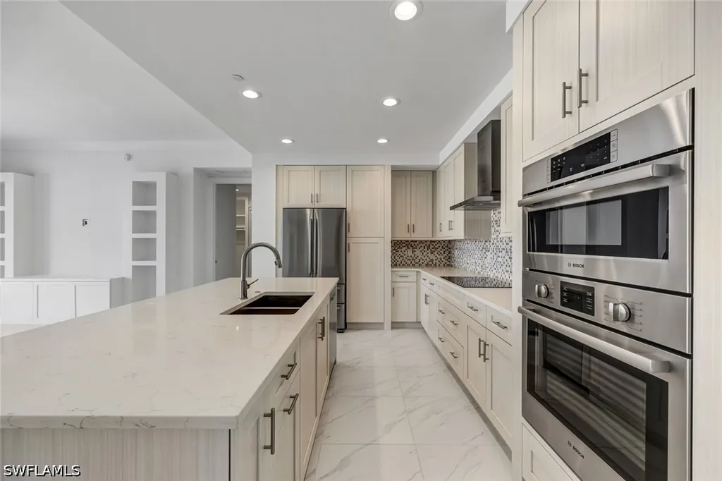 1135 3rd Avenue S Naples FL 34102