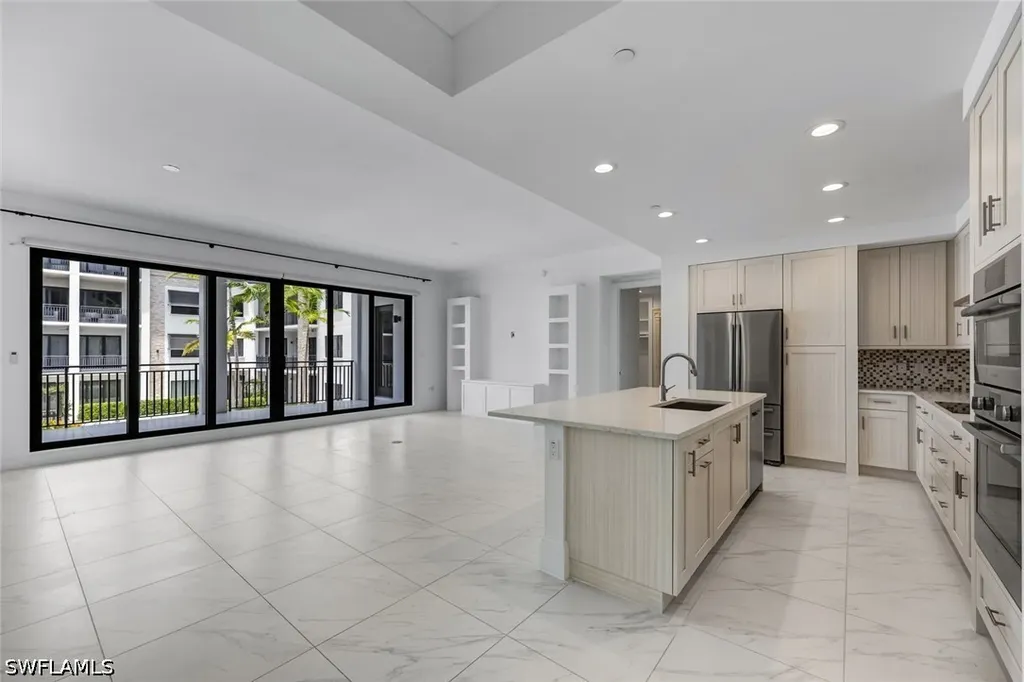 1135 3rd Avenue S Naples FL 34102
