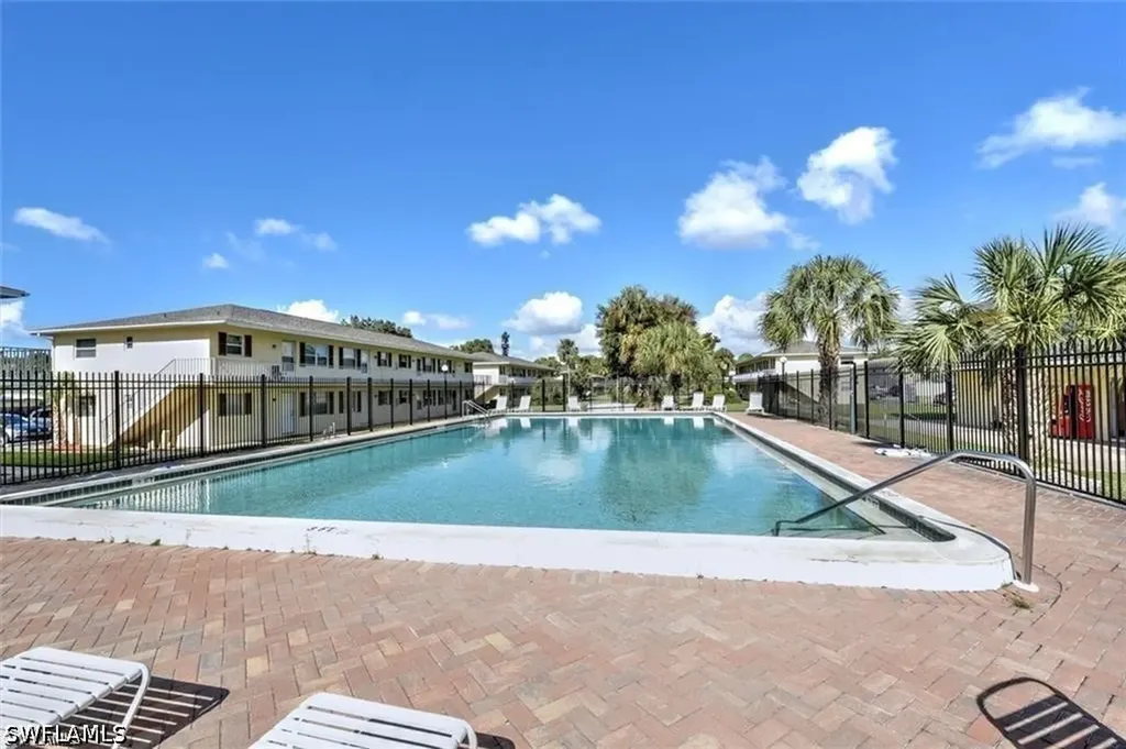 3325 Airport Road N Naples FL 34105