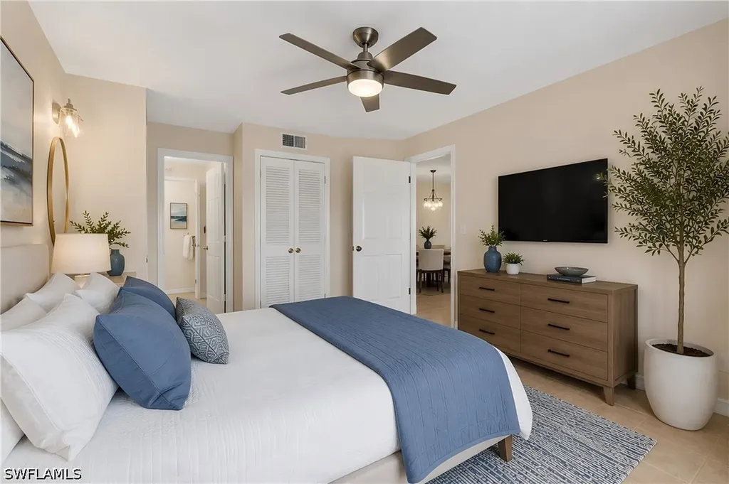 1385 Mainsail Drive Naples FL 34114-0806