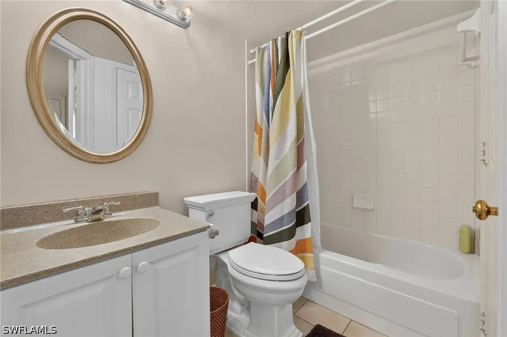1385 Mainsail Drive Naples FL 34114-0806