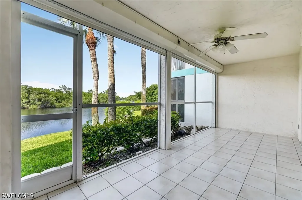 1385 Mainsail Drive Naples FL 34114-0806
