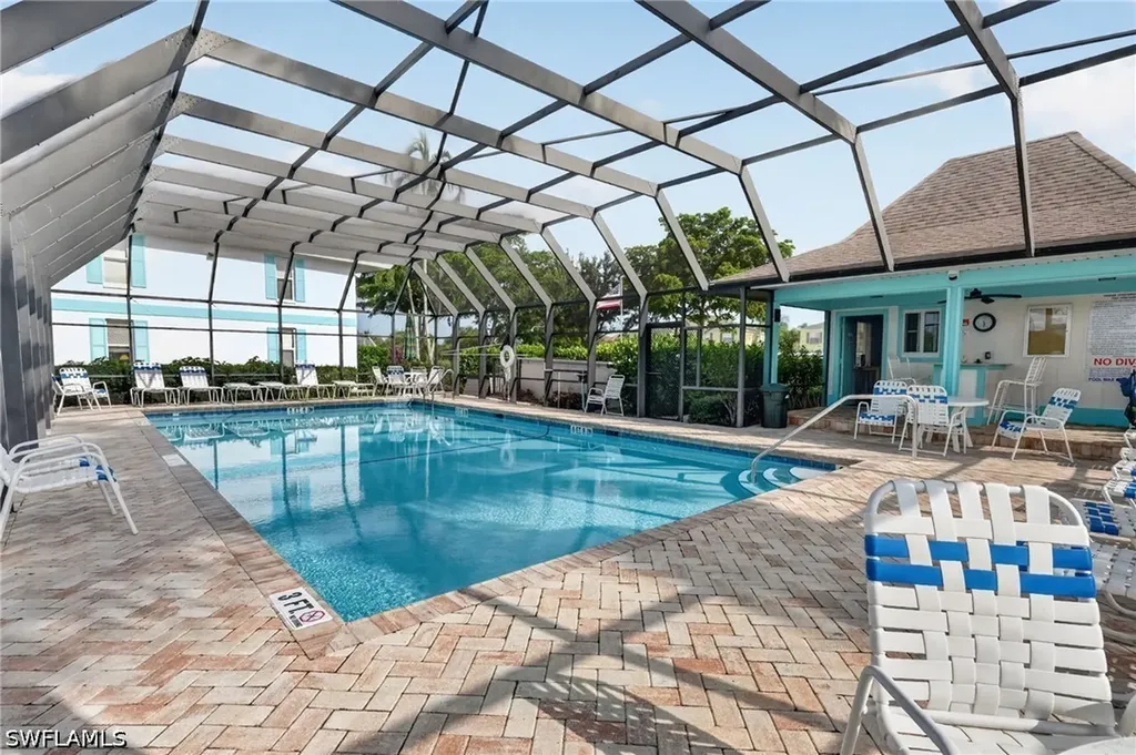 1385 Mainsail Drive Naples FL 34114-0806