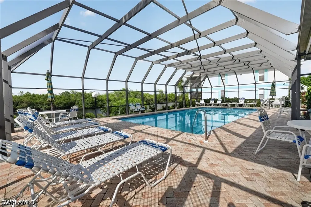 1385 Mainsail Drive Naples FL 34114-0806