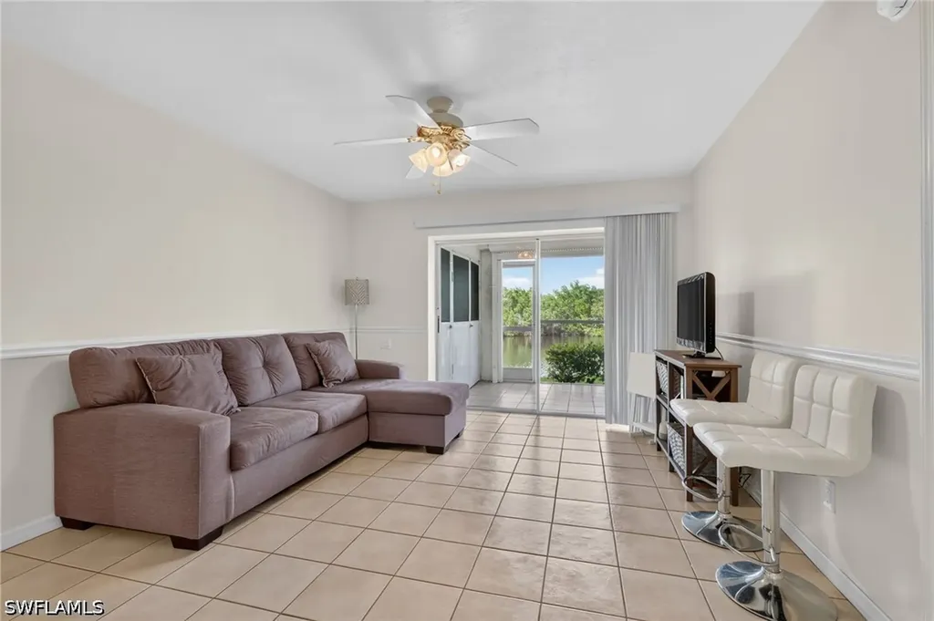 1385 Mainsail Drive Naples FL 34114-0806