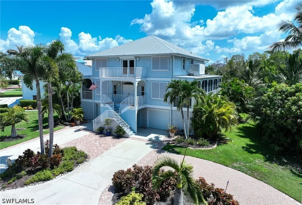 Bonita Springs FL, 200 Topanga Drive