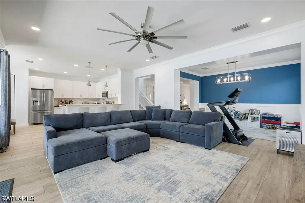 4500 Aurora Street Naples FL 34119