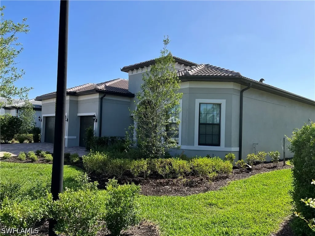 9108 Snowy Owl Way Naples FL 34120