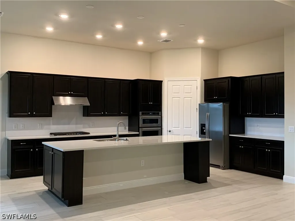 9108 Snowy Owl Way Naples FL 34120
