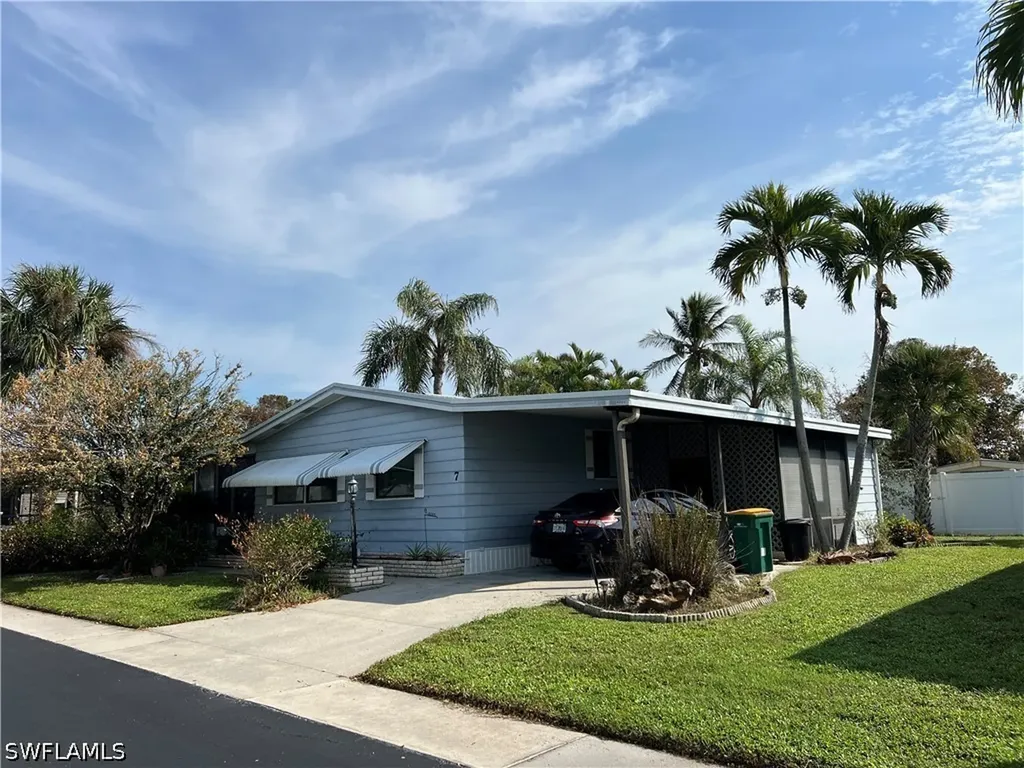 7 Oceans Boulevard Naples FL 34104