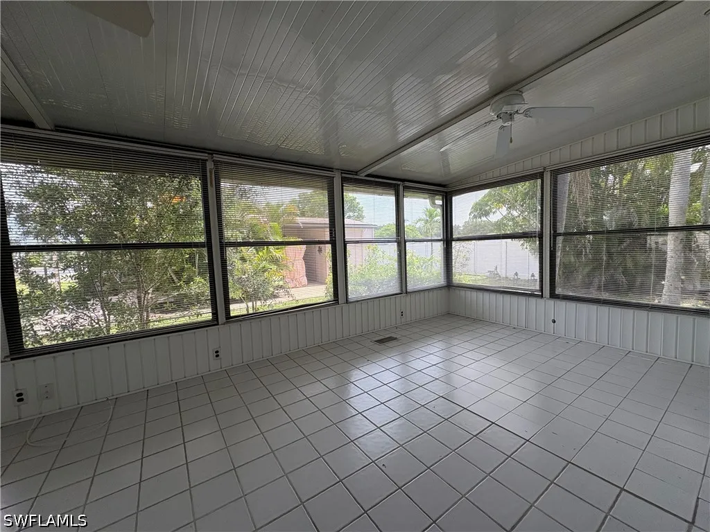 7 Oceans Boulevard Naples FL 34104