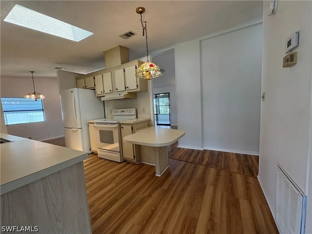 7 Oceans Boulevard Naples FL 34104