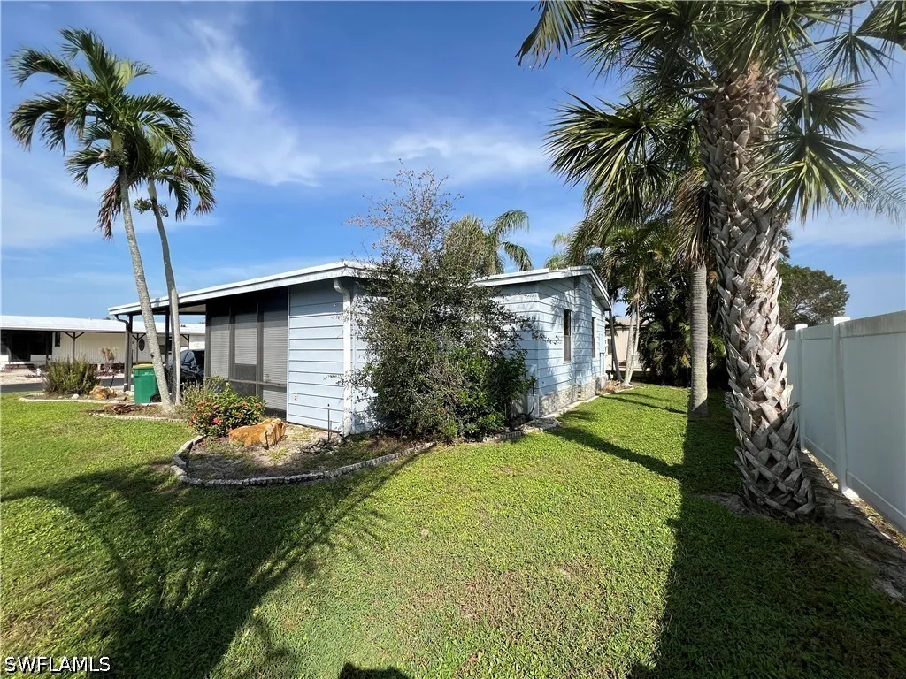 7 Oceans Boulevard Naples FL 34104