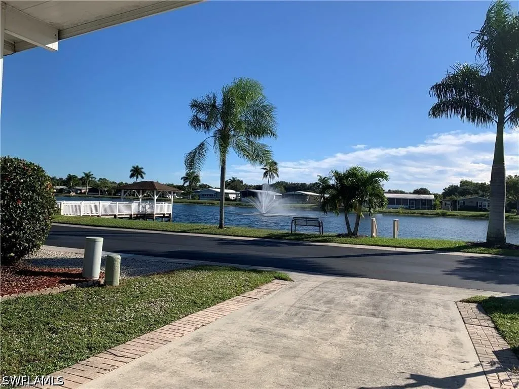 7 Oceans Boulevard Naples FL 34104