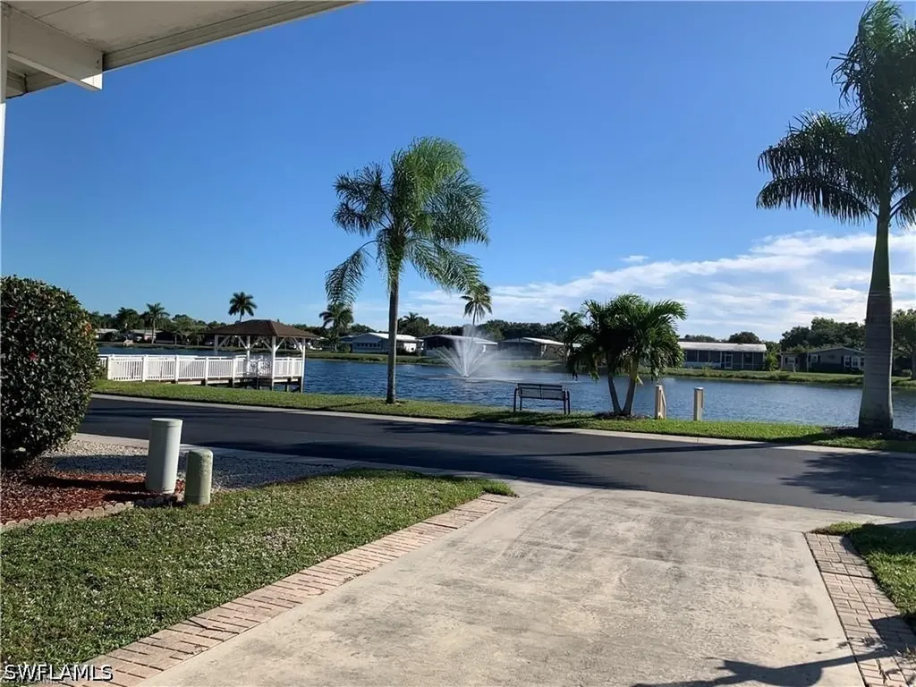 7 Oceans Boulevard Naples FL 34104